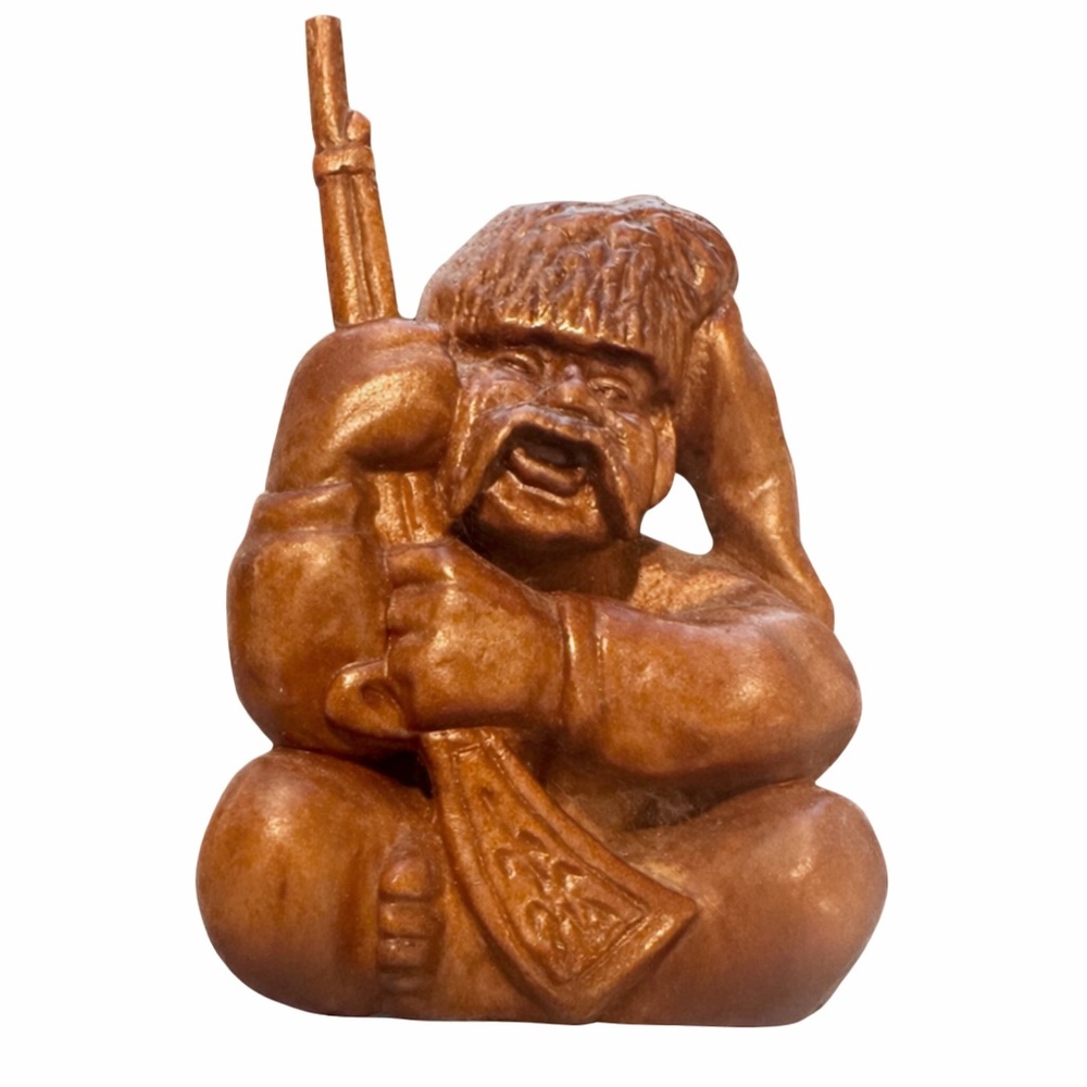 Early Ukrainian Netsuke Carving Cossack Warrior w Rifle Derkachenko Marked